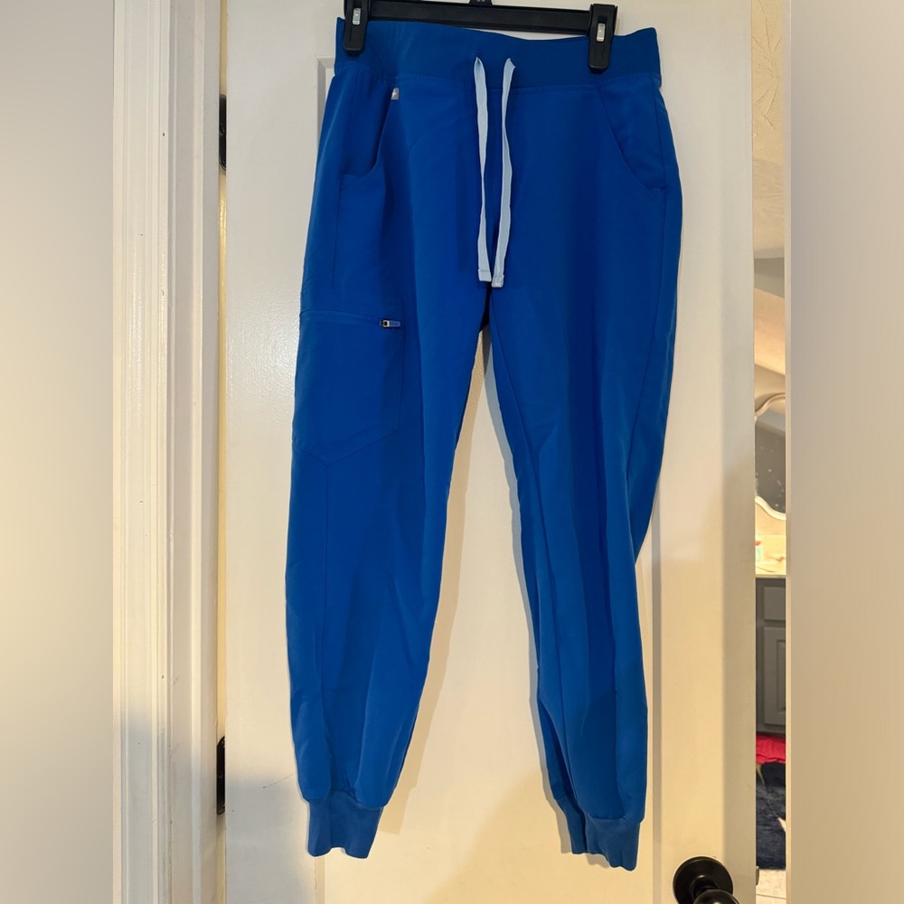 Zamora Figs Scrub Pants